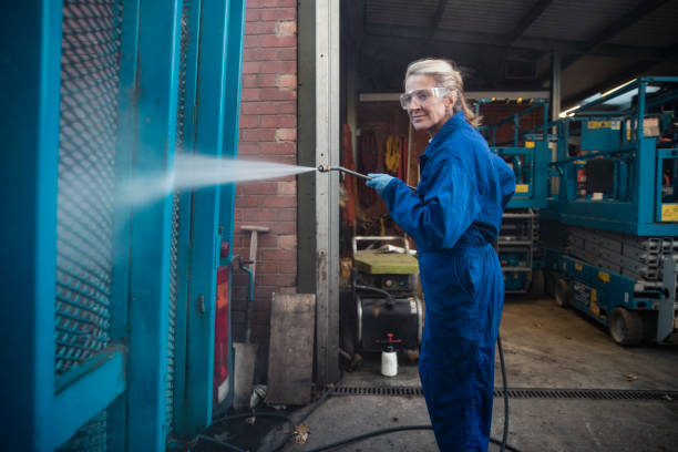 Why Choose Our Certified Pressure Washing Experts for Your Project Needs in Broomall, PA?